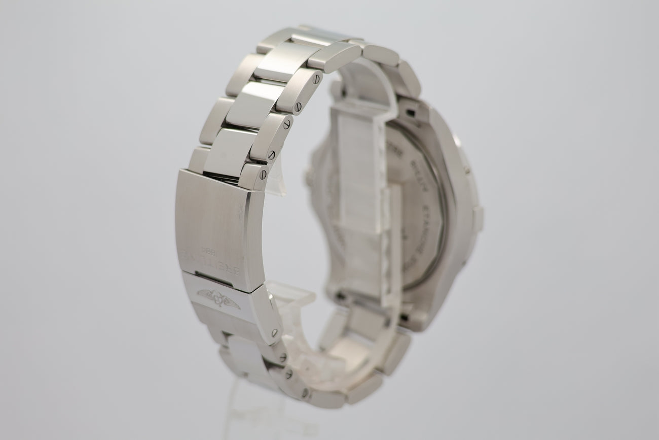 Breitling Avenger Automatik Herrenuhr 43mm A17318 - Detailansicht 1