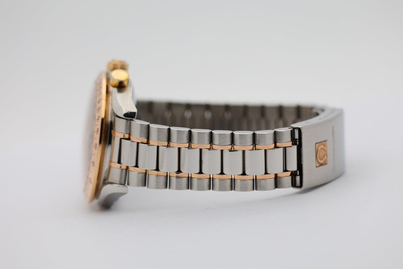 Omega Speedmaster Date Automatik 39mm 33165000 - Detail view 3