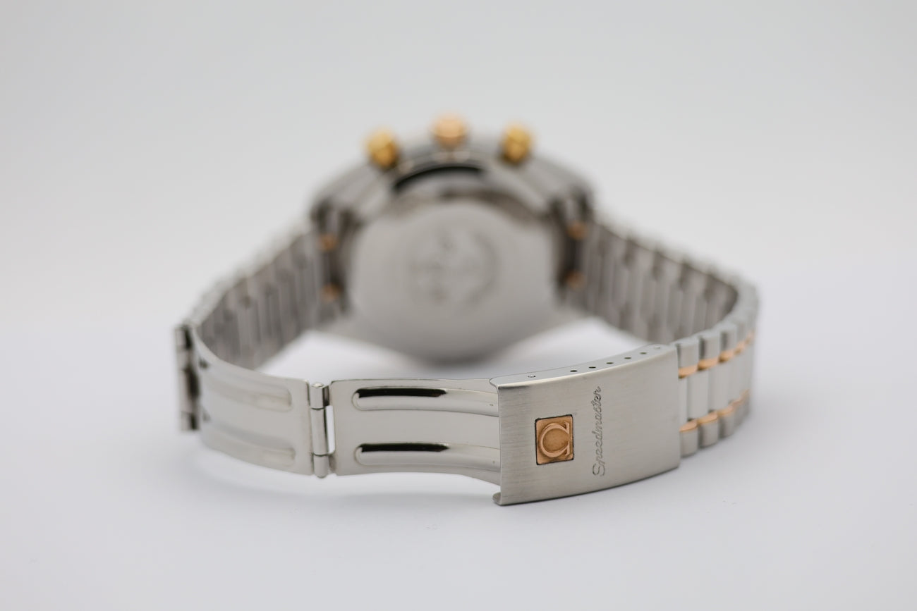 Omega Speedmaster Date Automatik 39mm 33165000 - Detail view 6