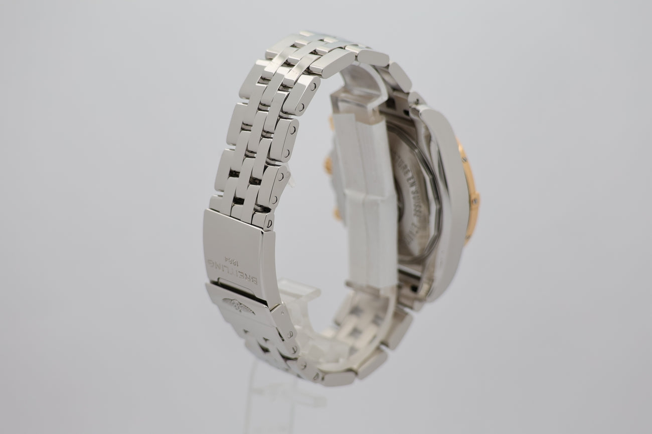 Breitling Chronomat 44mm Automatik CB011012 - Detail view 1