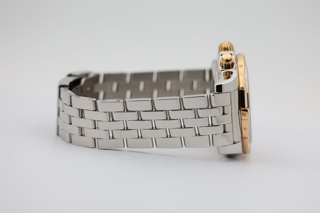 Breitling Chronomat 44mm Automatik CB011012 - Detail view 4