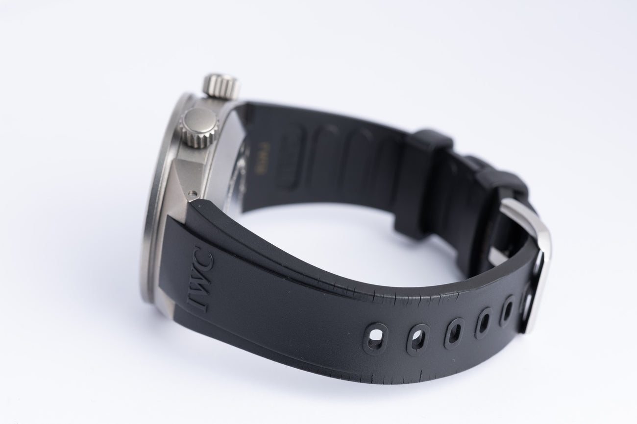 IWC Aquatimer Automatik 42mm Herrenuhr IW353804 - Detailansicht 5