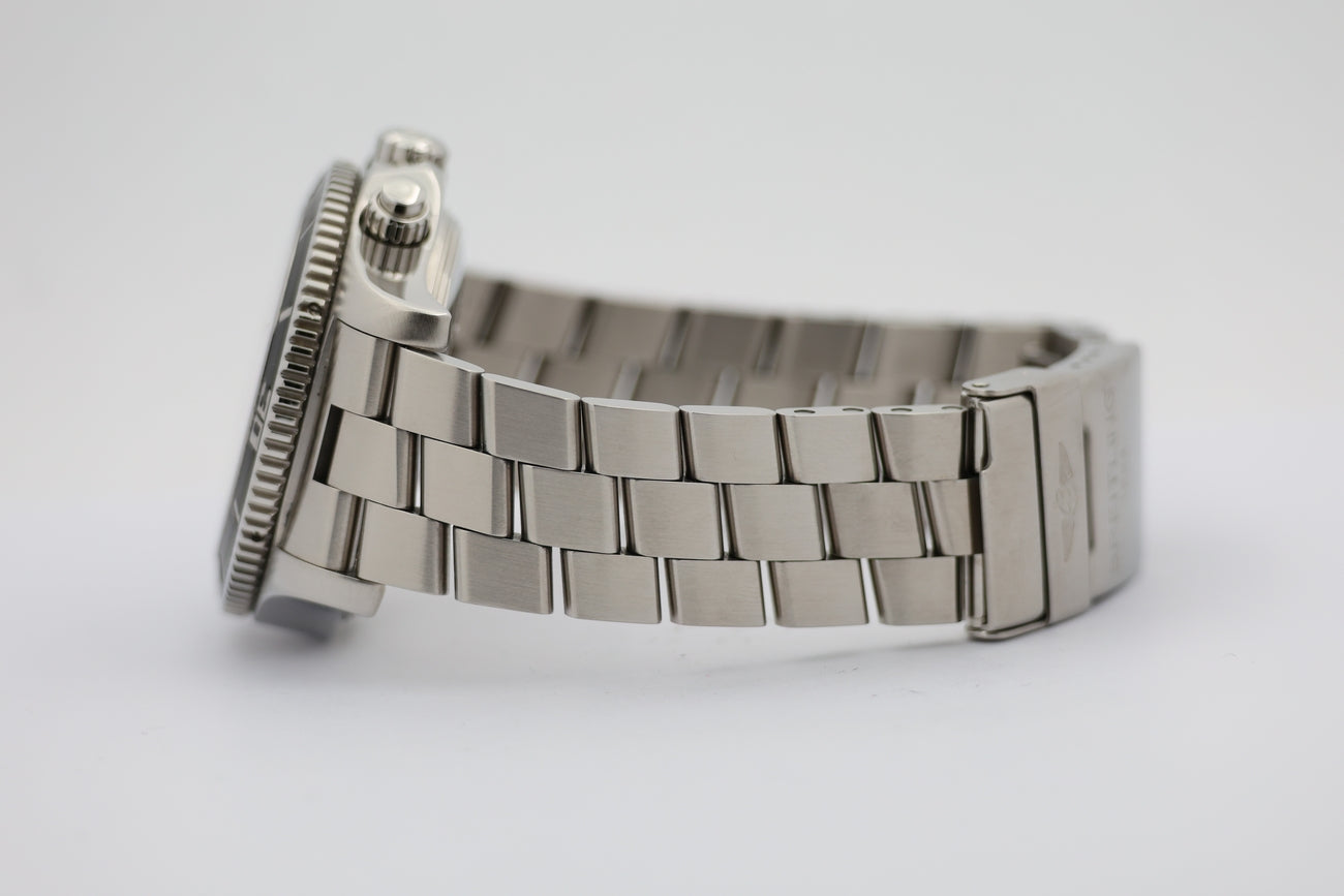 Breitling Superocean Chronograph Steelfish Automatik A13341 - Detail view 3
