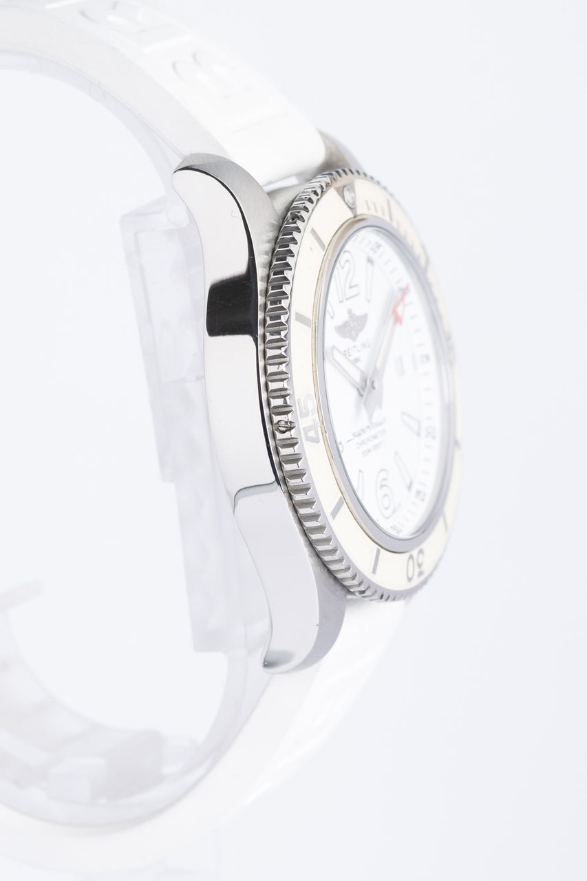 Breitling Superocean II 42mm Automatik Herrenuhr Weiß A17366 - Detailansicht 1