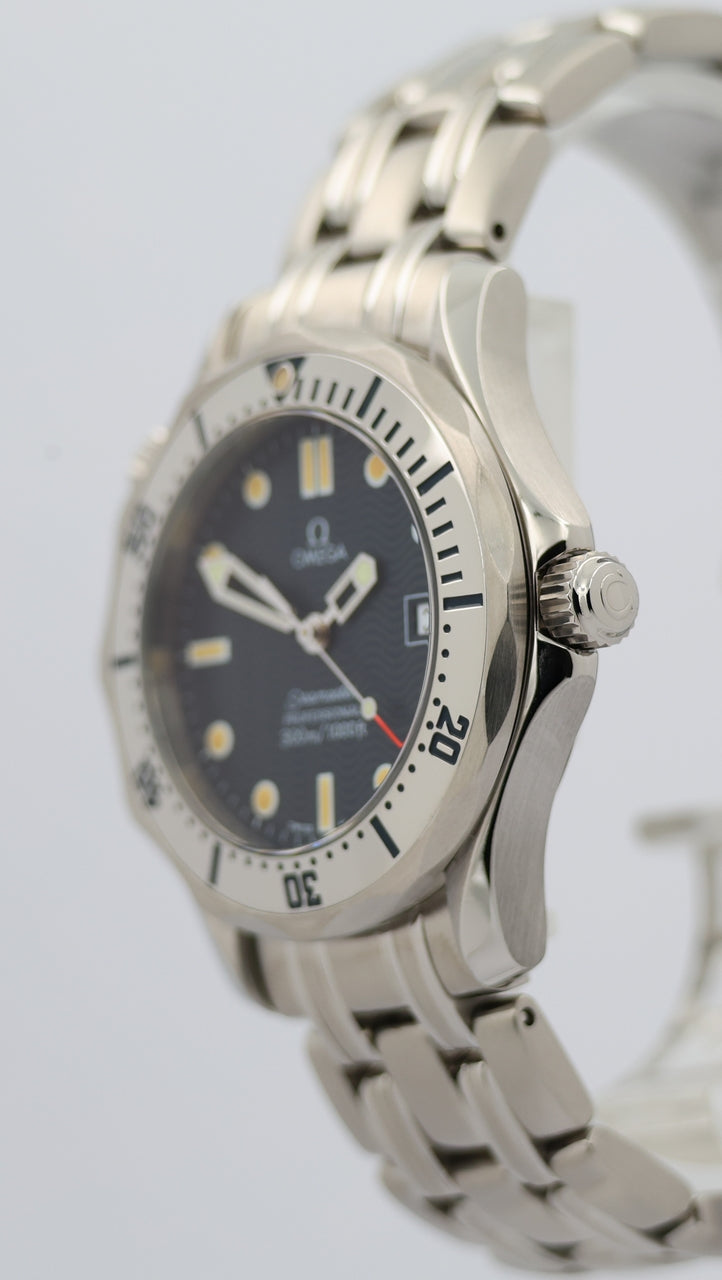 Omega Seamaster Diver 300m 36mm Quarz 25628000 - Detailansicht 7