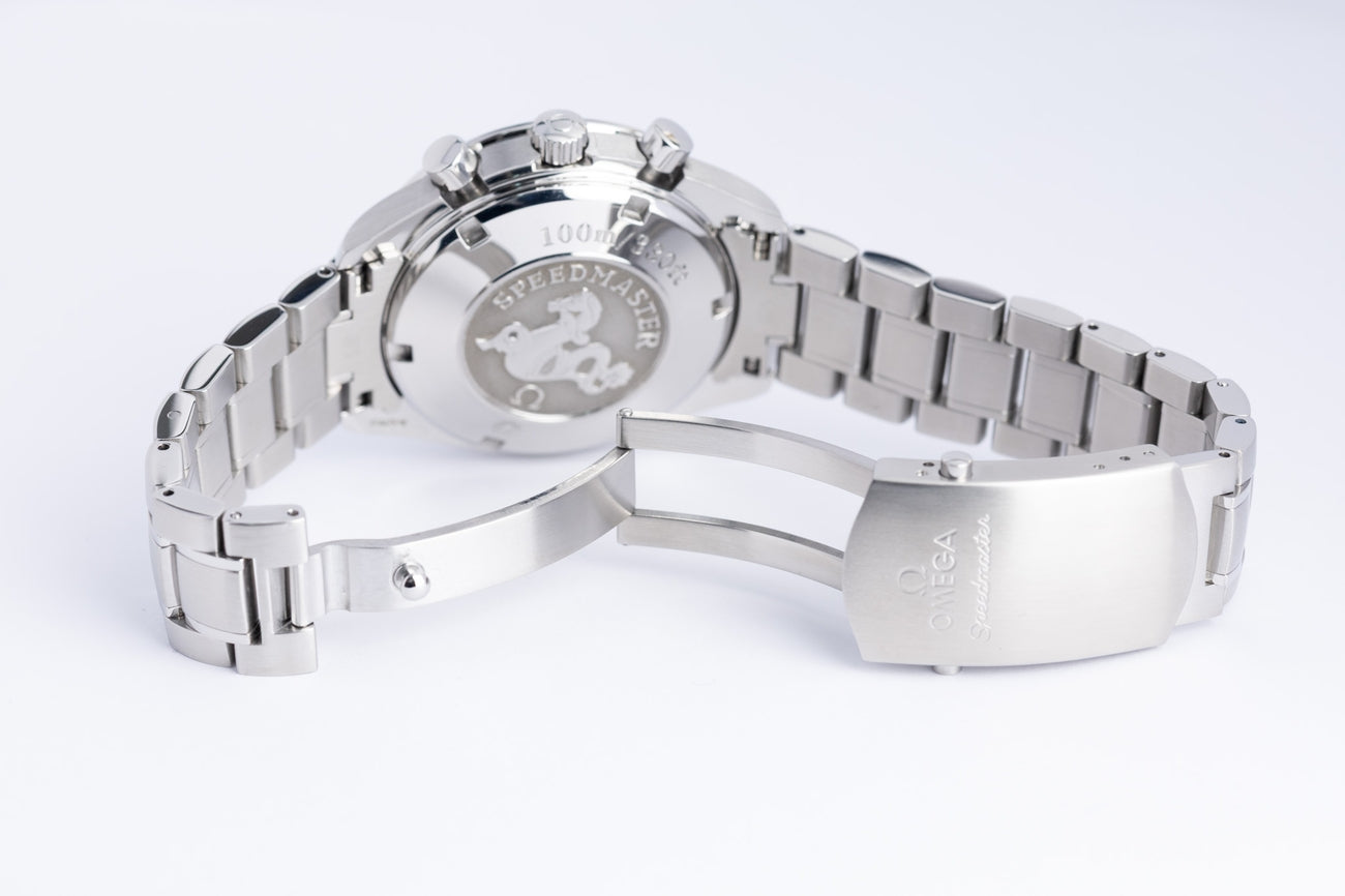 Omega Speedmaster Date 40mm Automatik 32105000 - Detailansicht 8