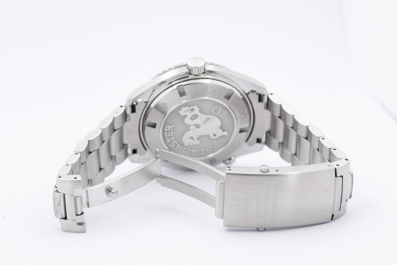 Omega Seamaster Planet Ocean Automatik 45,5mm 22005100 - Detailansicht 8