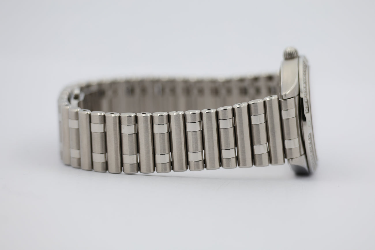 Breitling Chronomat 32mm Quarz Damenuhr Factory A77310 - Detailansicht 4