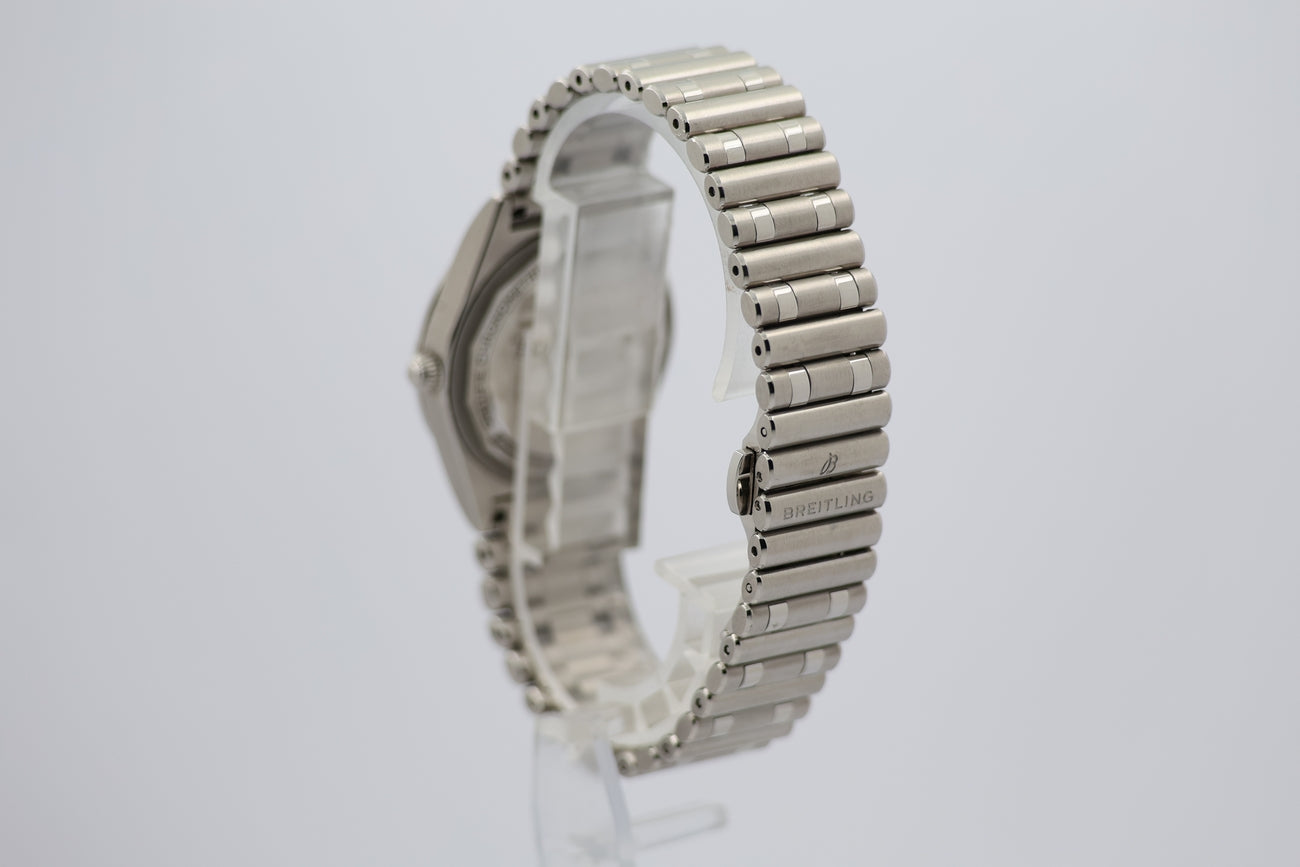 Breitling Chronomat 32mm Quarz Damenuhr Factory A77310 - Detailansicht 2