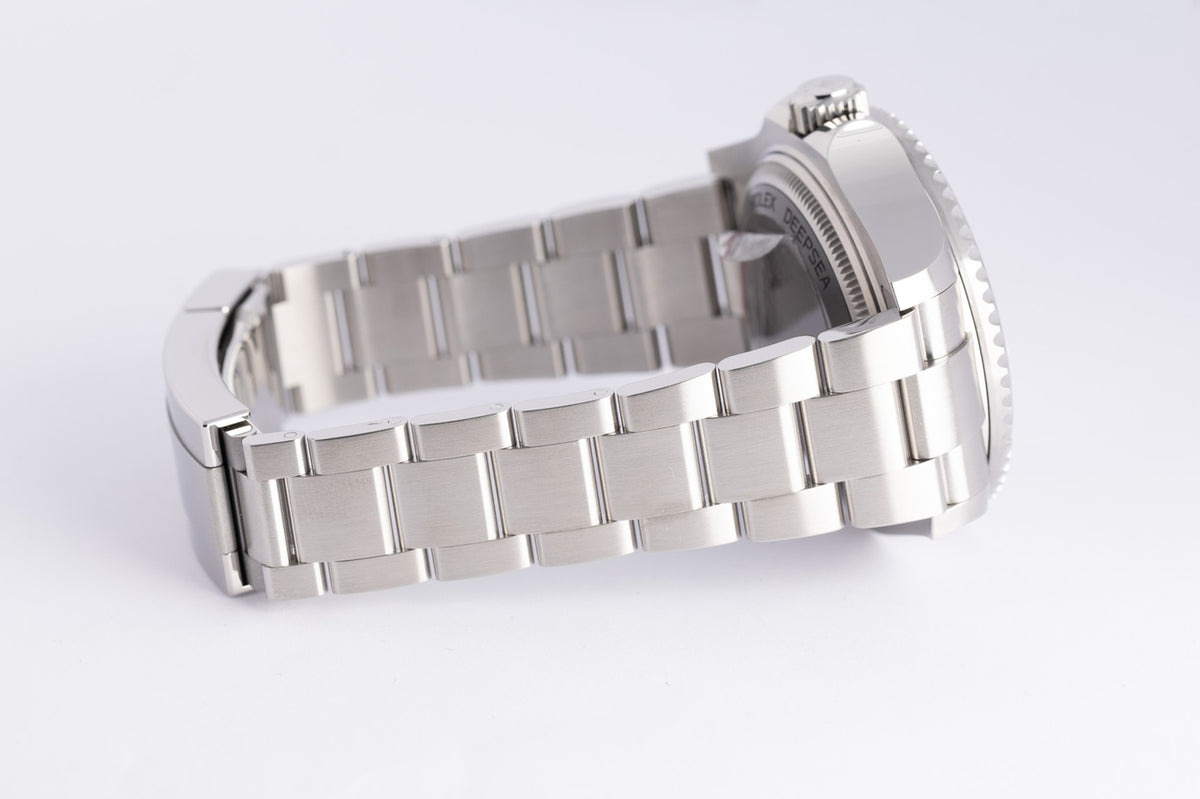 Rolex Sea-Dweller Deepsea 44mm Automatik 136660 - Detailansicht 6