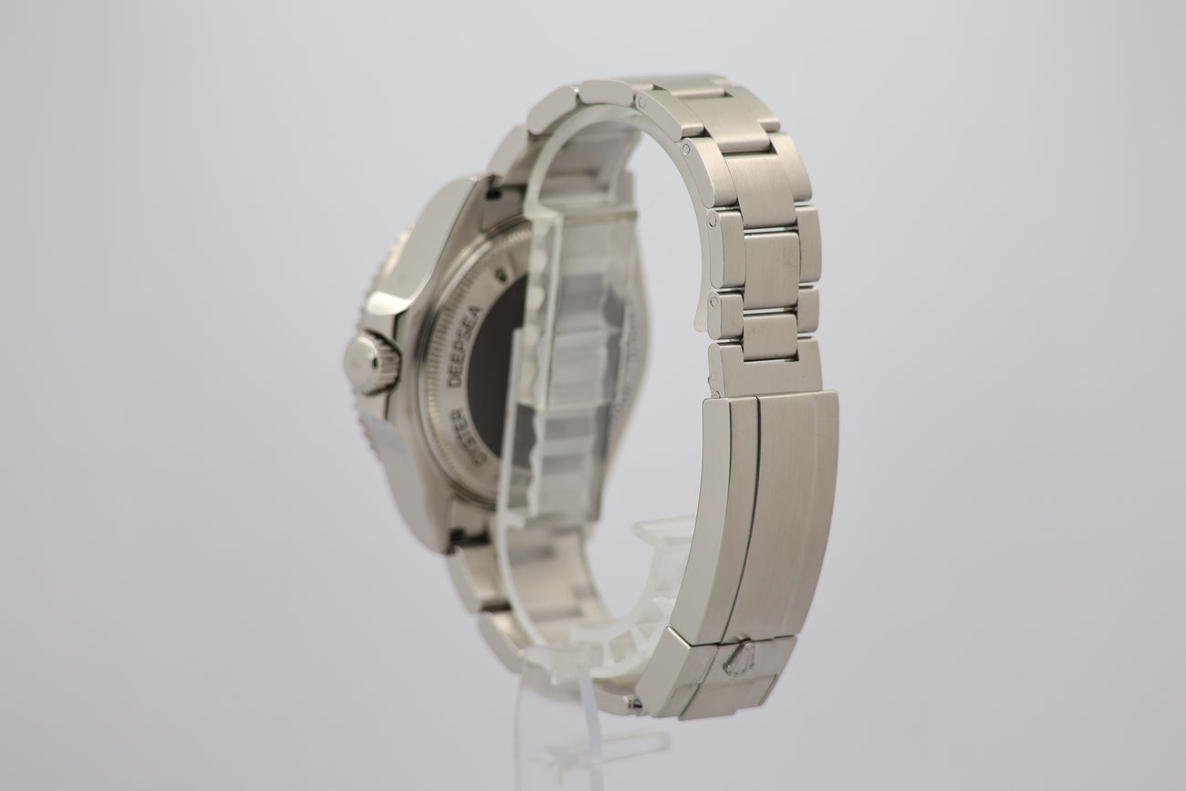 Rolex Sea Dweller Deepsea 44mm Automatik 126660 - Detail view 2