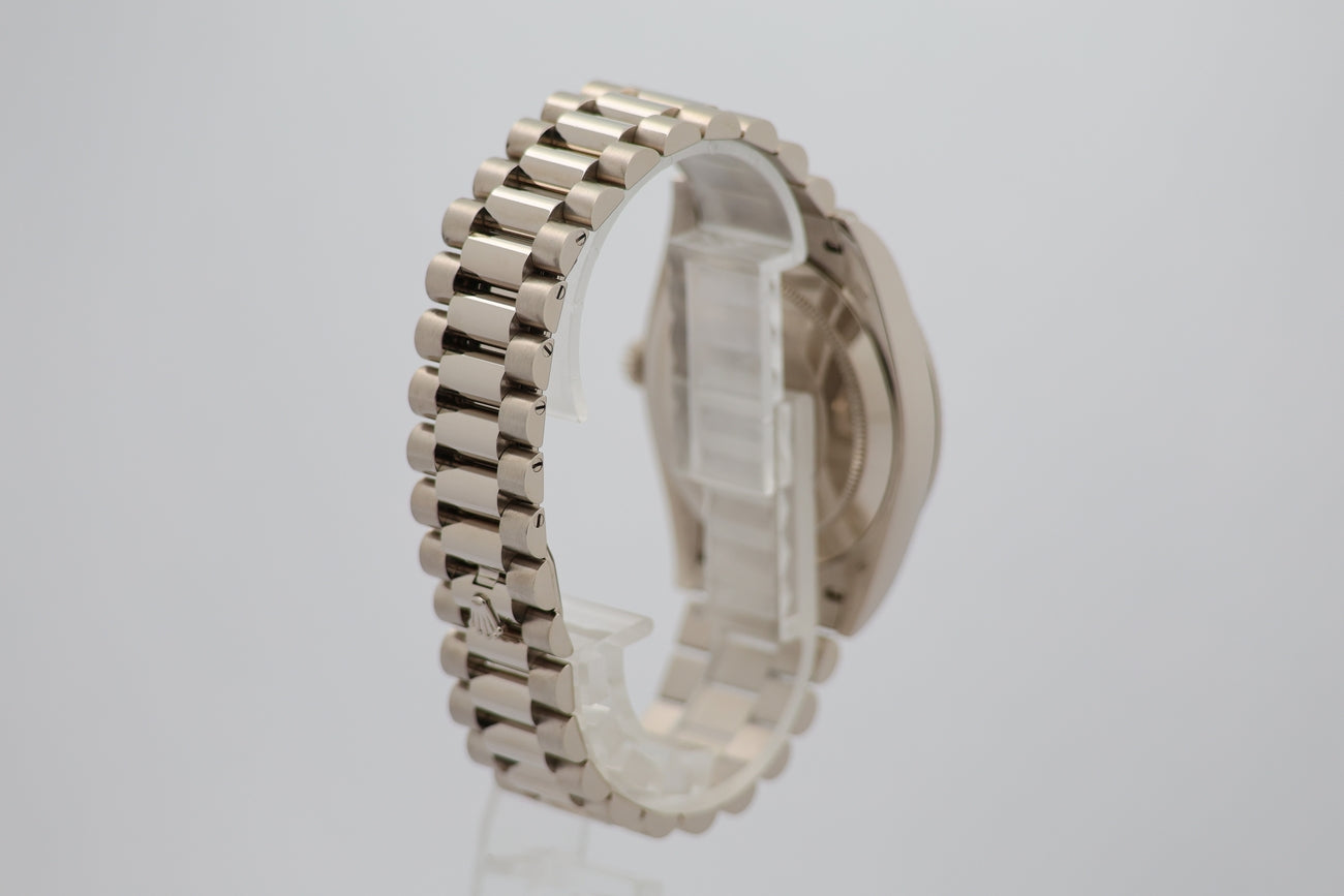 Rolex Day-Date 40 Automatik Weißgold 228239 - Detailansicht 1