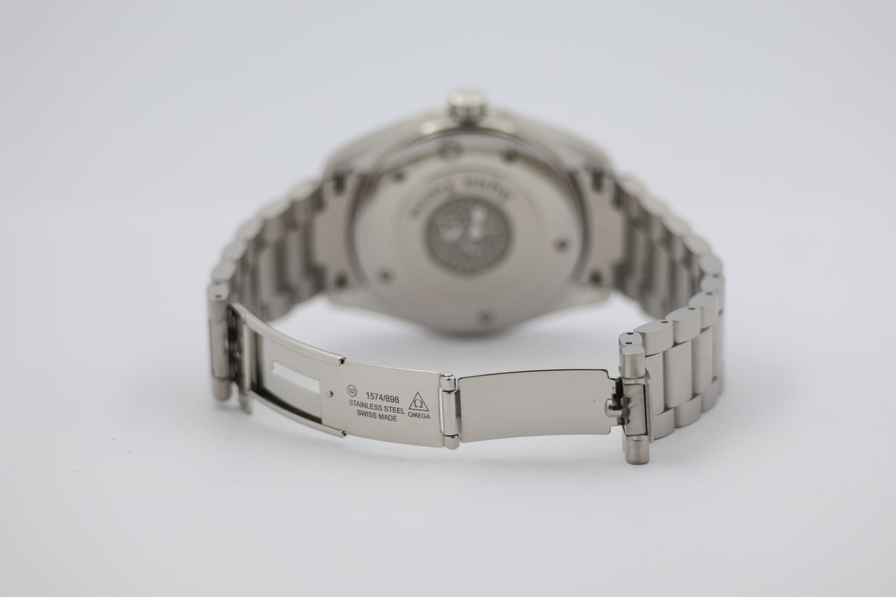 Omega Seamaster Aqua Terra 39mm Quarz 25175000 - Detail view 6