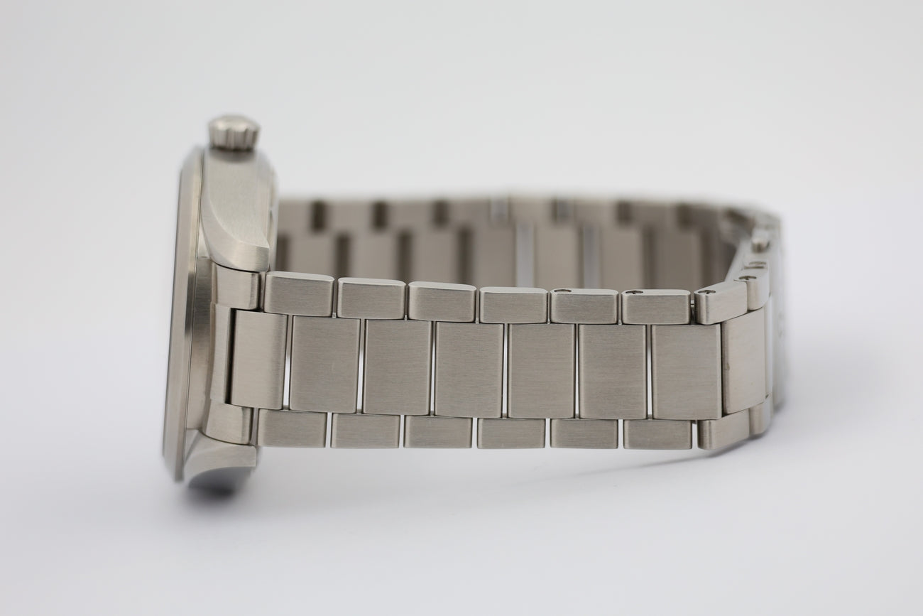 Omega Seamaster Railmaster Automatik 40mm 22010402003001 - Detailansicht 3