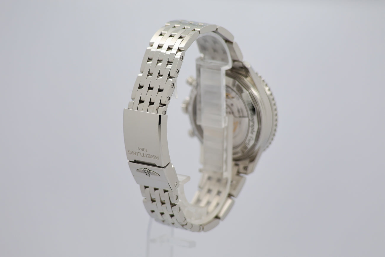 Breitling Navitimer B01 Chronograph 43mm Automatik AB0121 - Detail view 1