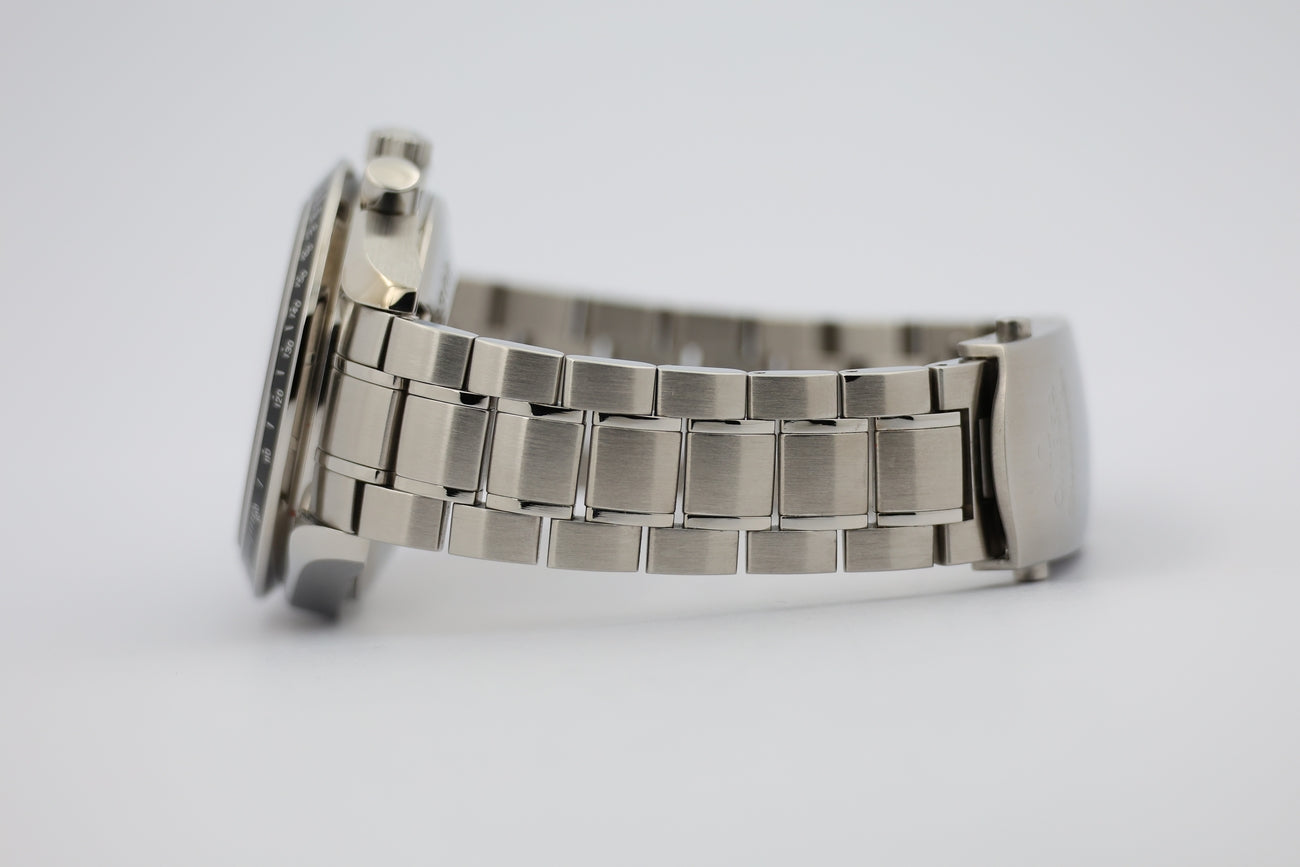 Omega Speedmaster Date 40mm Automatik 32105100 - Detailansicht 3
