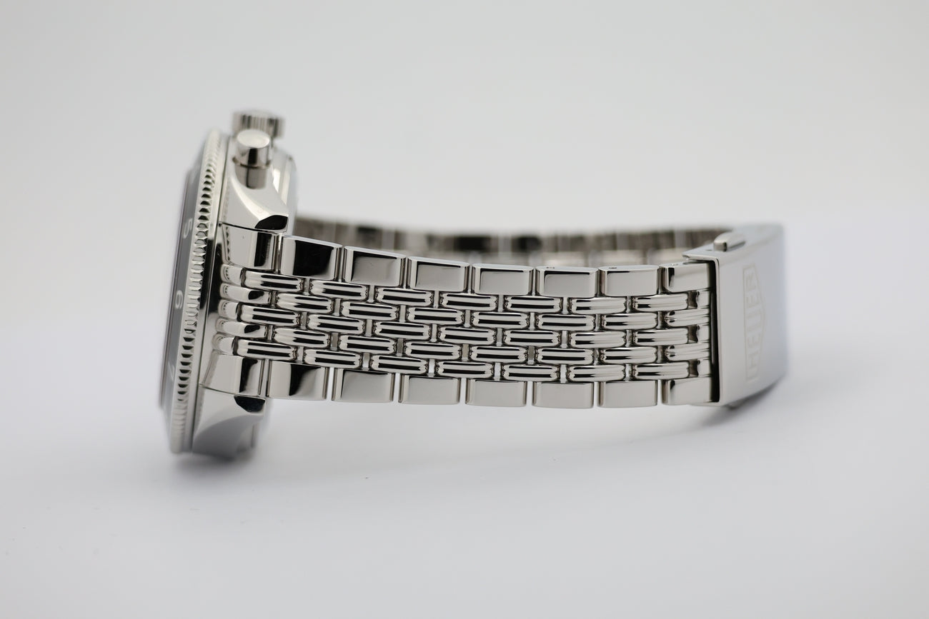 Tag Heuer Autavia Calibre Heuer 02 Automatik CBE2110 - Detail view 3