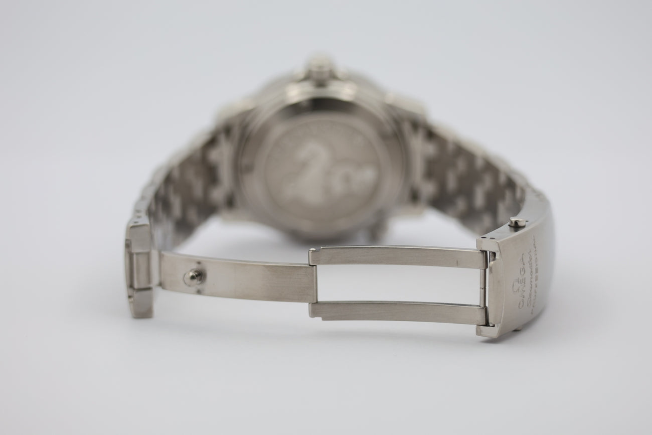 Omega Seamaster Diver 300m 36mm Automatik 22228000 - Detailansicht 6