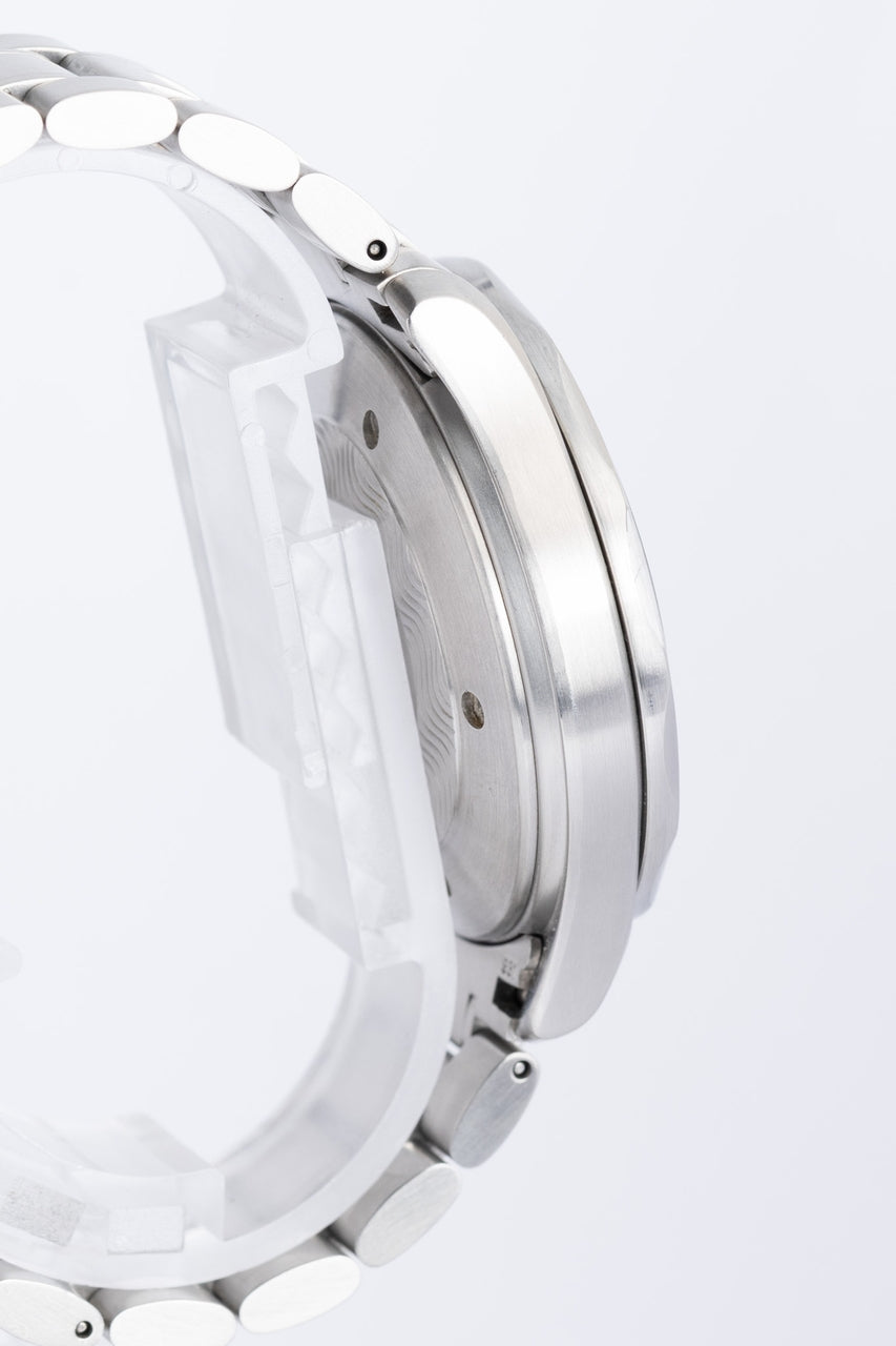 omega Seamaster Diver 300 M "Great White'' Automatik 25382000 - Detailansicht 3