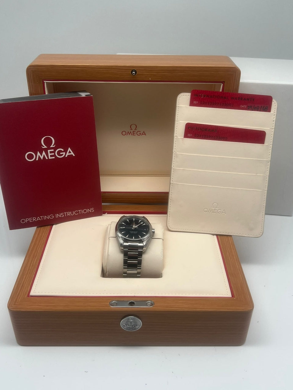 Omega Seamaster Aqua Terra 38,5mm Automatik 23110392103002 - Papers and documentation