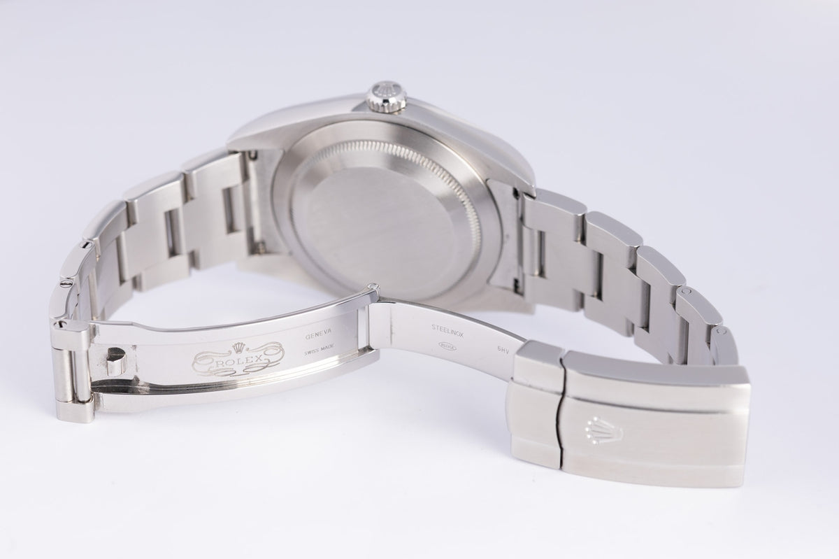 Rolex Oyster Perpetual 39 Red Grape Purple Violett 114300 - Detailansicht 8