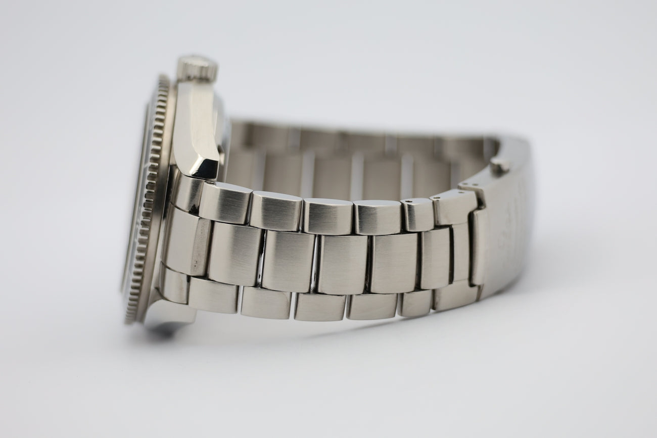 Omega Seamaster Planet Ocean 42mm Automati 22015100 - Detail view 3