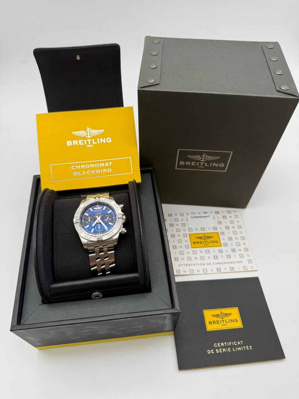 Breitling Chronomat Blackbird 42mm Automatik A44360 - Papiere und oder Lieferumfang
