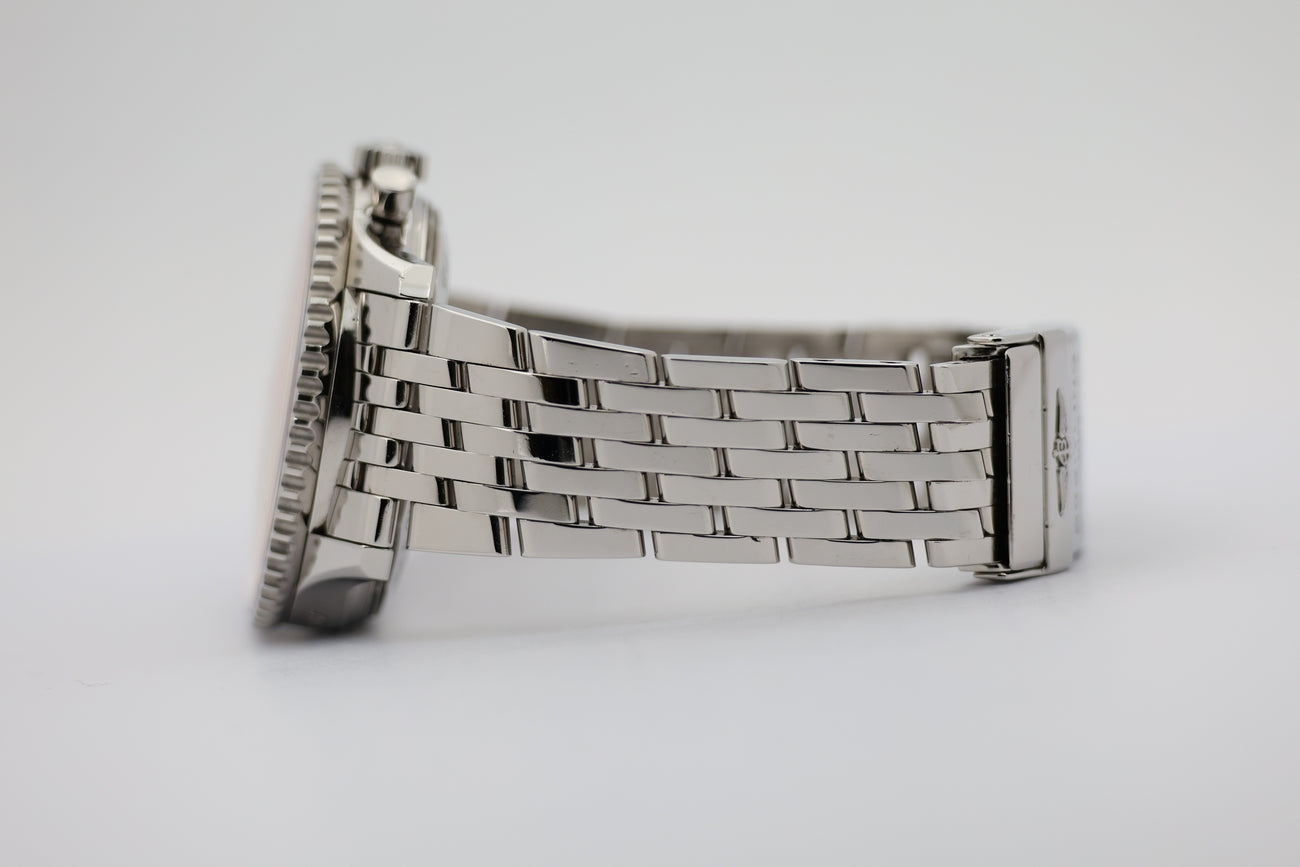 Breitling Navitimer 01 Limited Edition 42mm Automatik AB0123 - Detailansicht 3