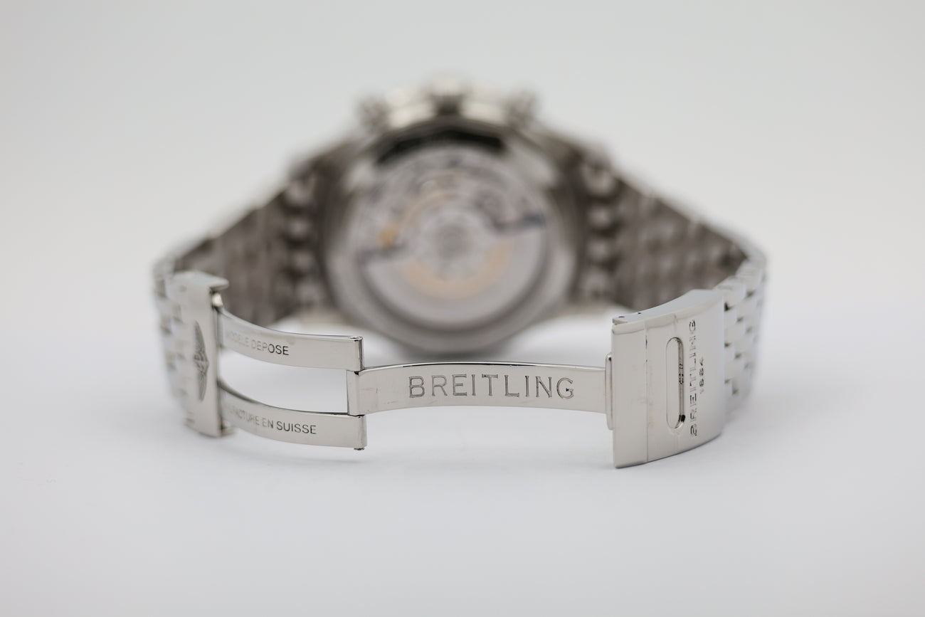 Breitling Navitimer 01 Limited Edition 42mm Automatik AB0123 - Detailansicht 6