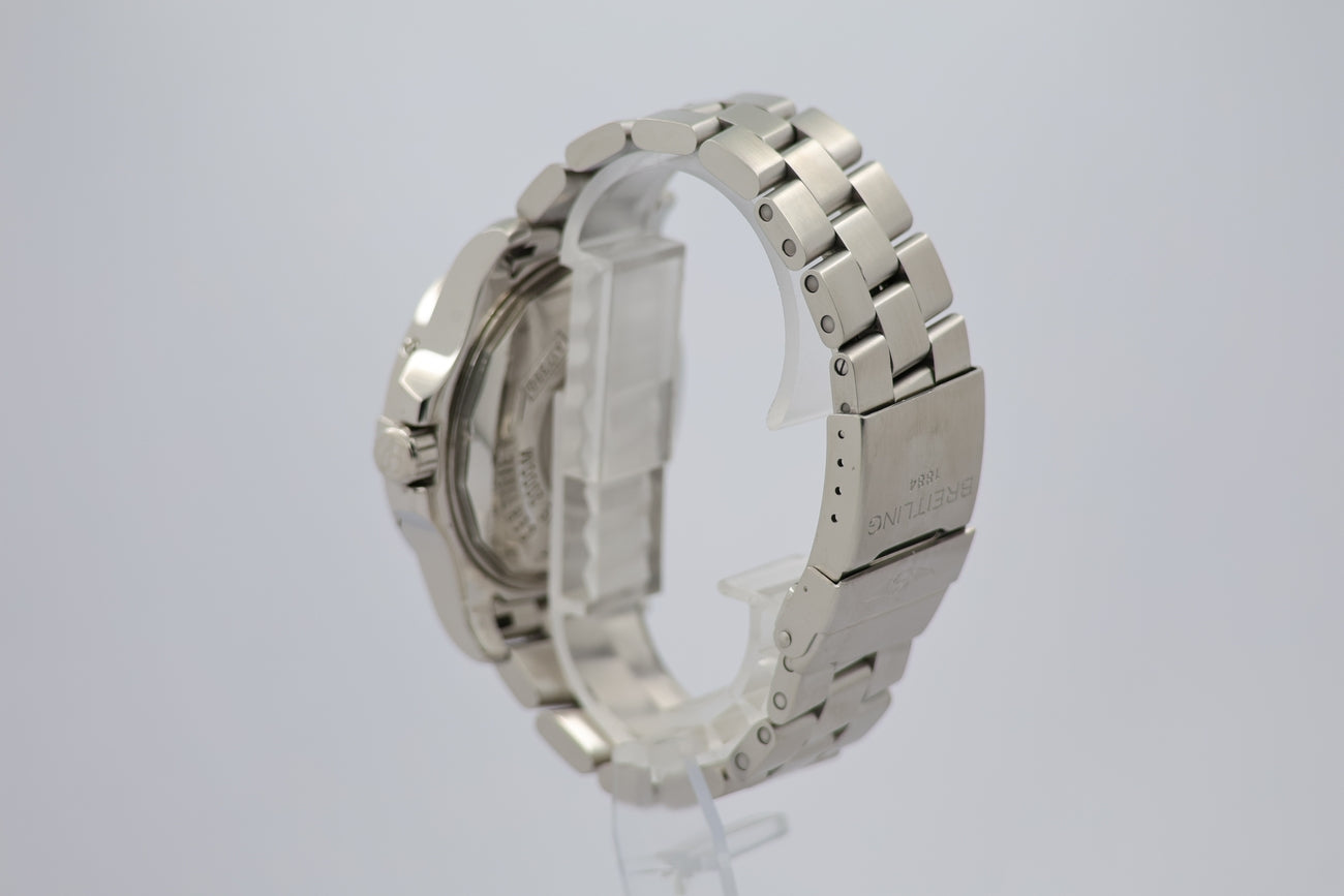 Breitling Superocean Steelfish 44mm Automatik A17390 - Detailansicht 2