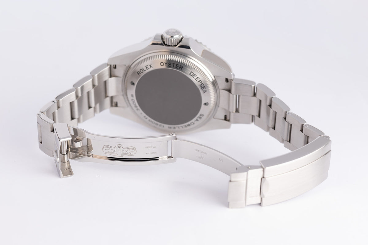 Rolex Sea-Dweller 44mm Automatik 116660 - Detailansicht 8