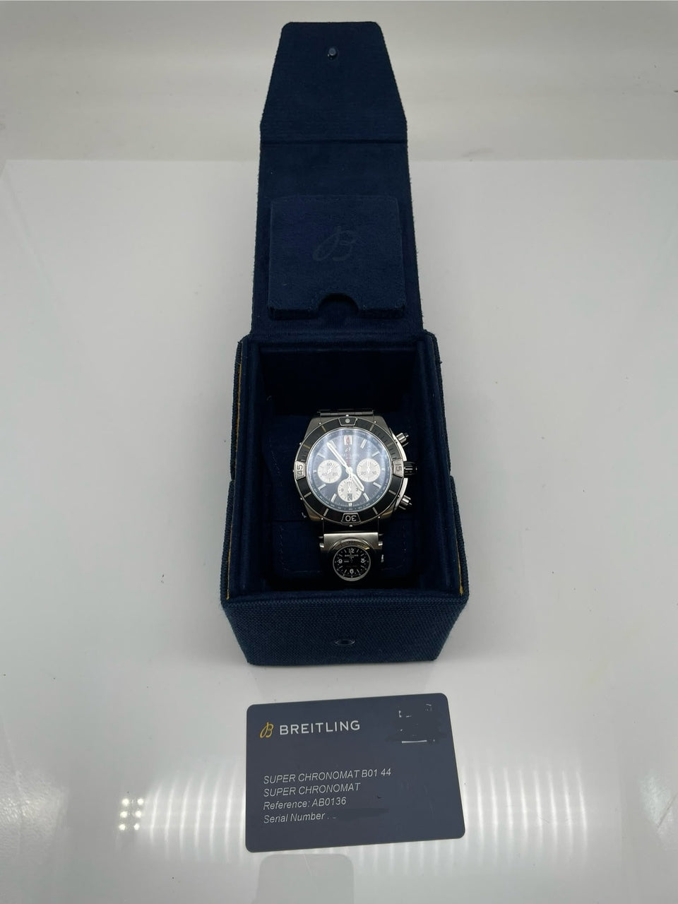 Breitling Chronomat 44mm Automatik Herrenuhr AB0136 - Papiere und oder Lieferumfang