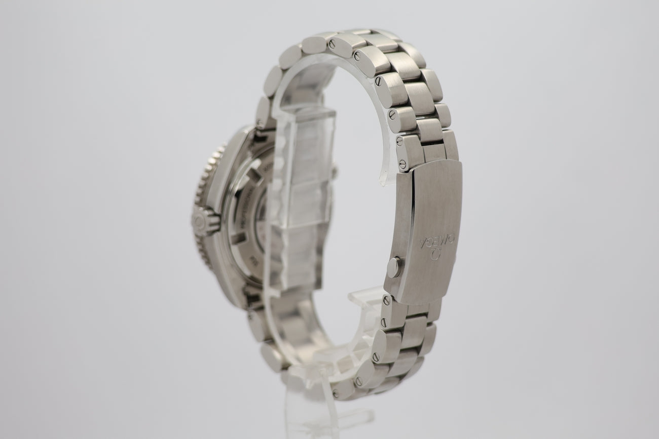 Omega Seamaster Planet Ocean Automatik Herrenuhr Stahl 37,5mm 23230382001001 - Detailansicht 2