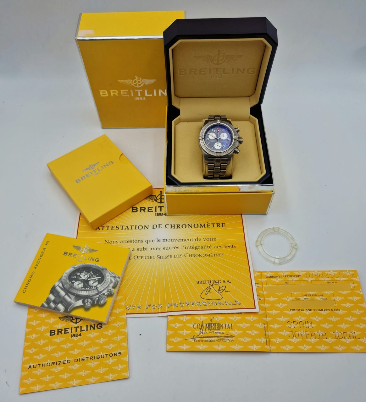 Breitling Chrono Avenger M1 44mm Quarz E73360 Box + og. Papiere