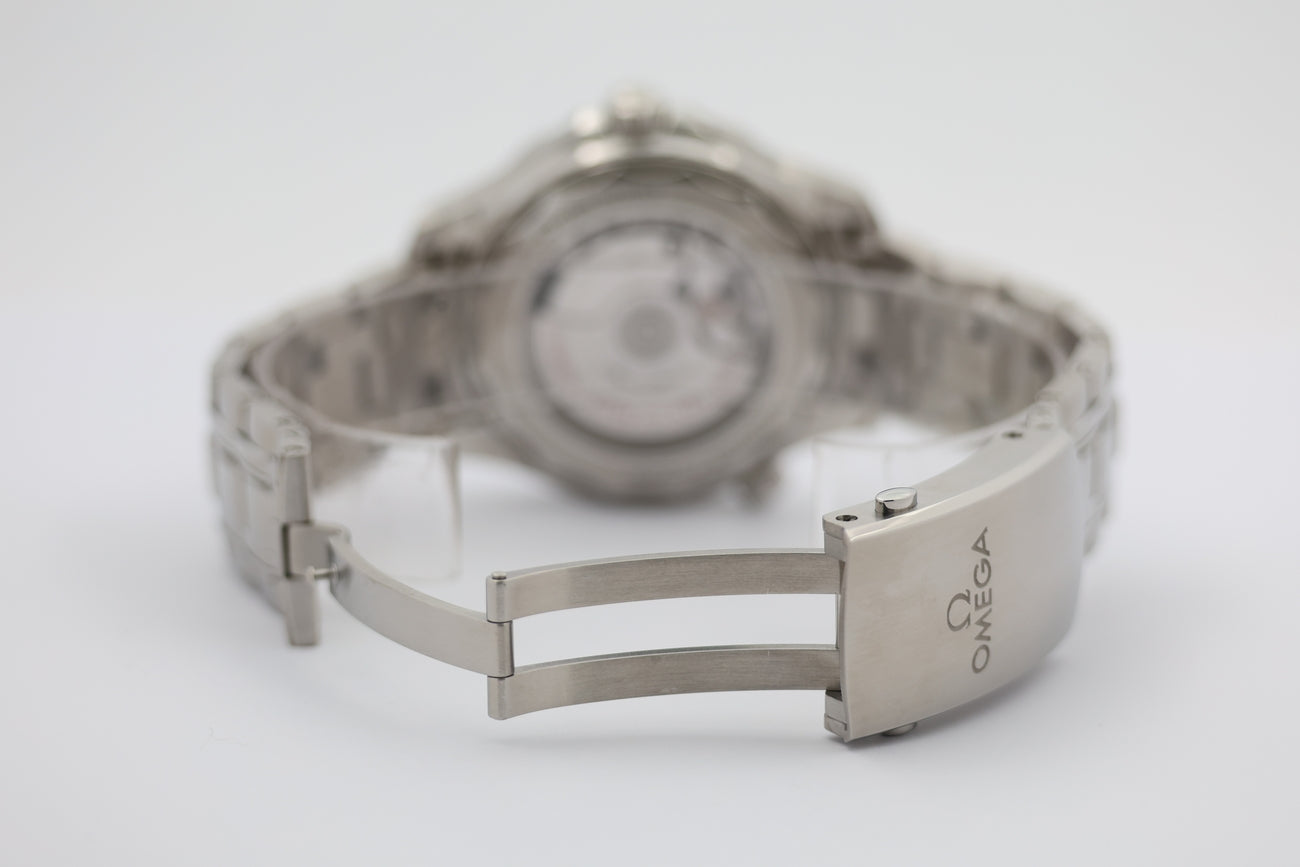 Omega Seamaster Diver 300M Automatik 42mm 21030422003001 - Detailansicht 6