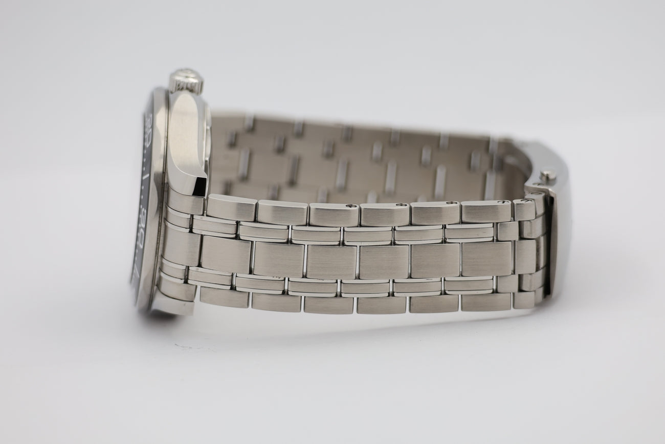 Omega Seamaster Diver 300 M Automatik Herrenuhr 42mm 21030422001001 - Detailansicht 3
