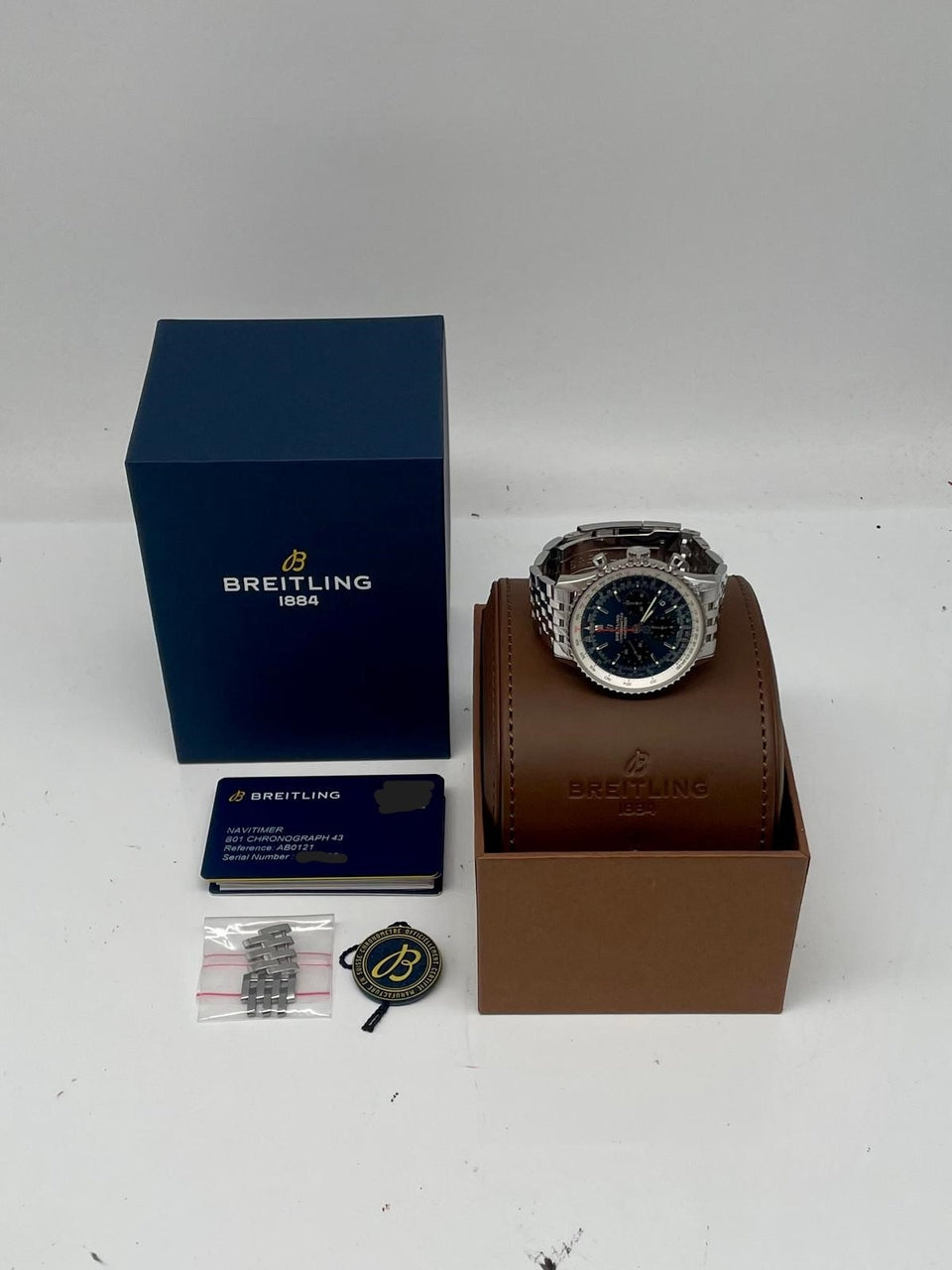 Breitling Navitimer B01 Chronograph 43mm Automatik AB0121 - Papiere und oder Lieferumfang