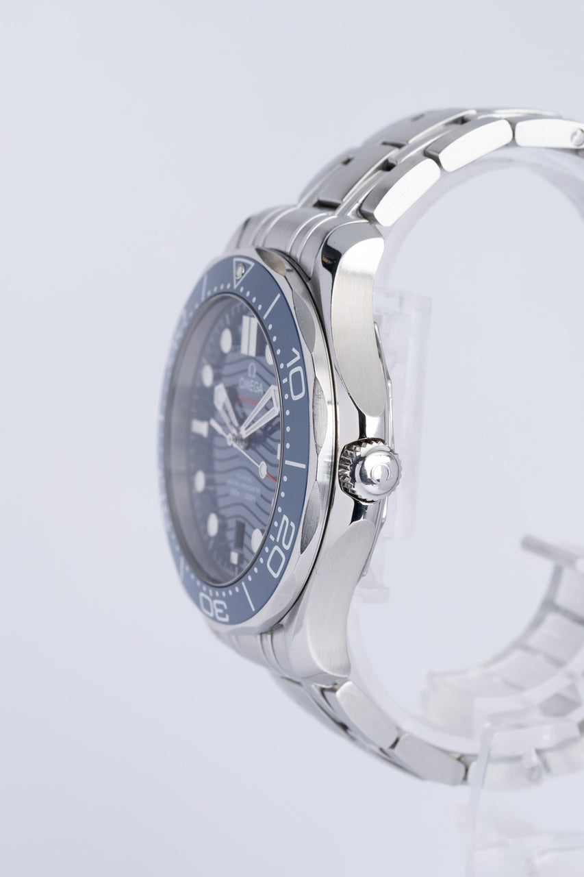 Omega Seamaster Diver 300M Automatik Blau 21030422003001 - Detailansicht 2