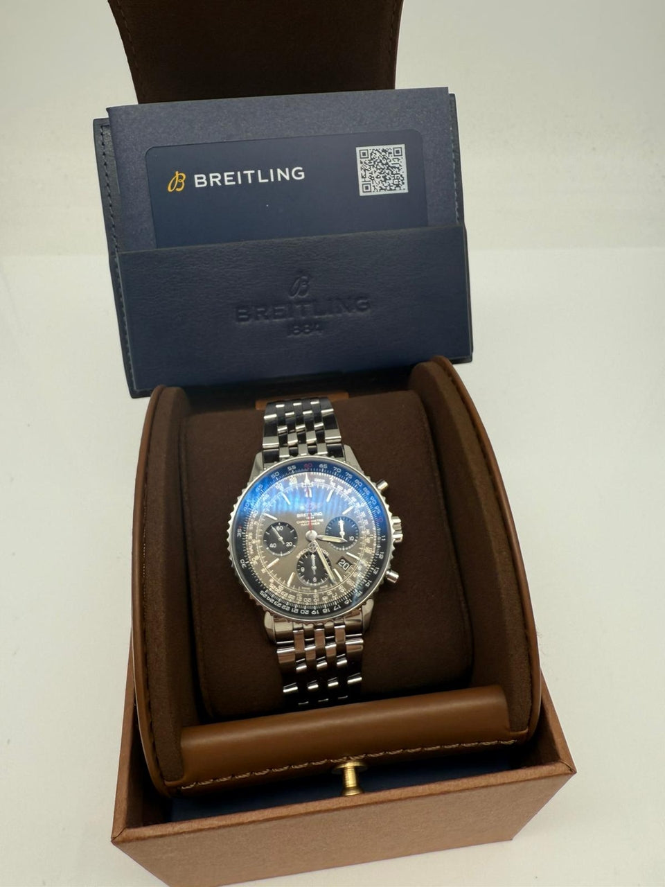 Breitling Navitimer B01 Chronograph 43 Japan Edition AB0121 - Papiere und oder Lieferumfang