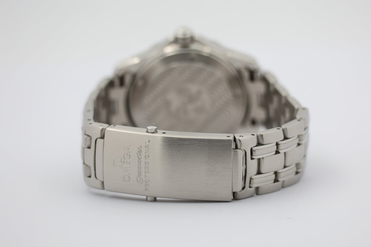 Omega Seamaster Diver 300M Automatik 36mm 25518000 - Detailansicht 5