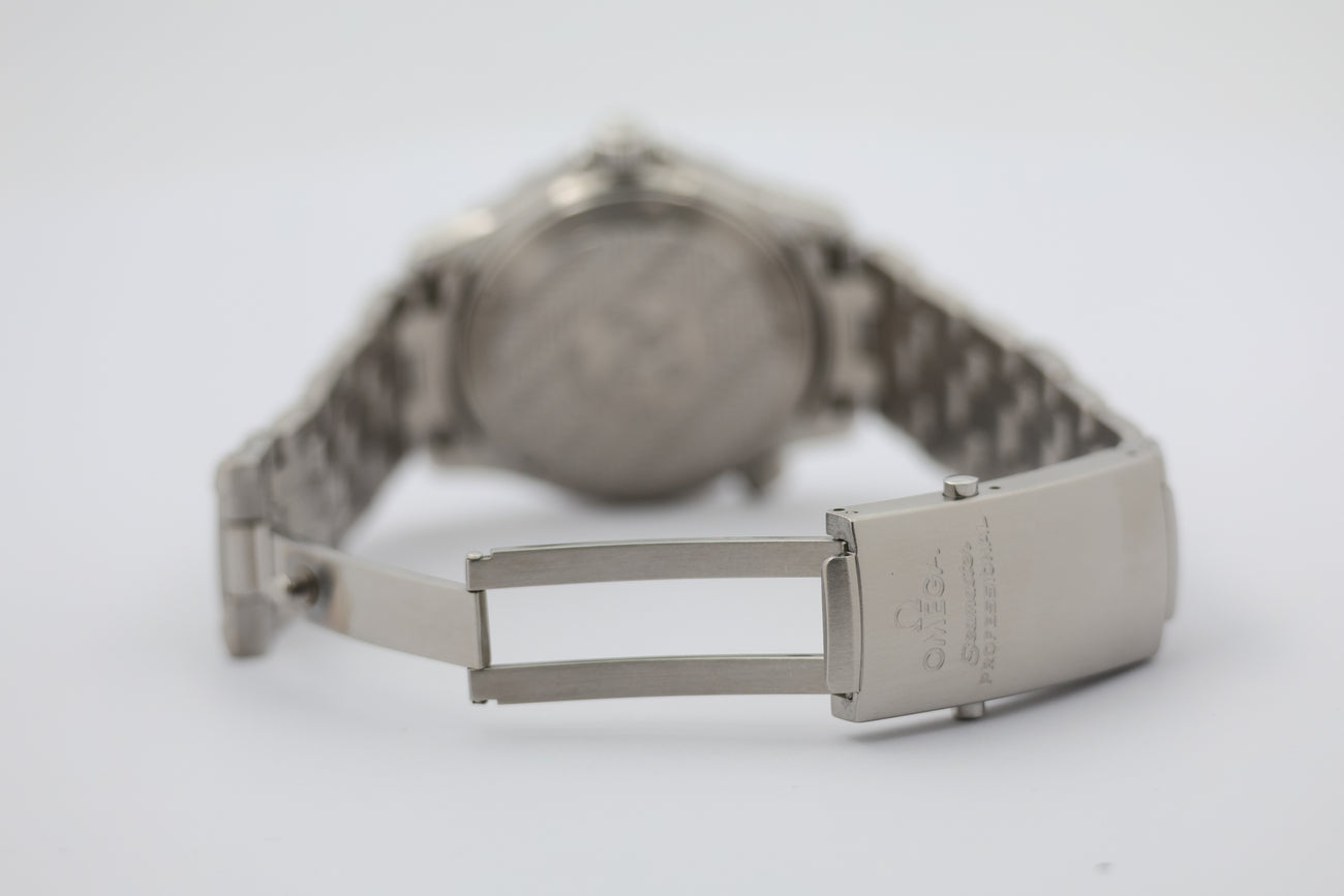 Omega Seamaster Diver 300M Automatik 36mm 25518000 - Detailansicht 6