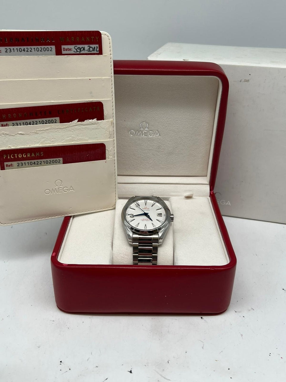 Omega Seamaster Aqua Terra Automatik 41,5mm 23110422102002 - Papiere und oder Lieferumfang