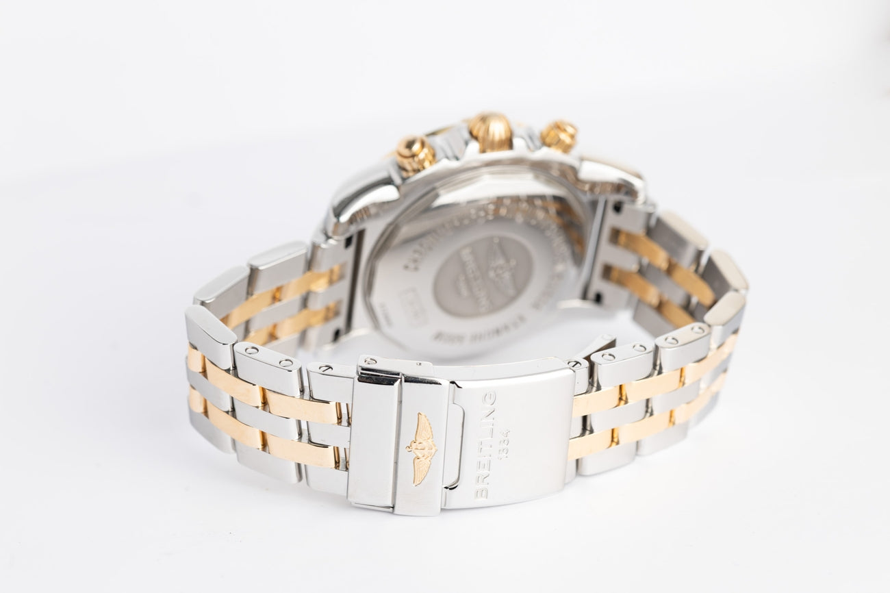 Breitling Chronomat 44 Stahl/Gold Automatik CB0110 - Detailansicht 7