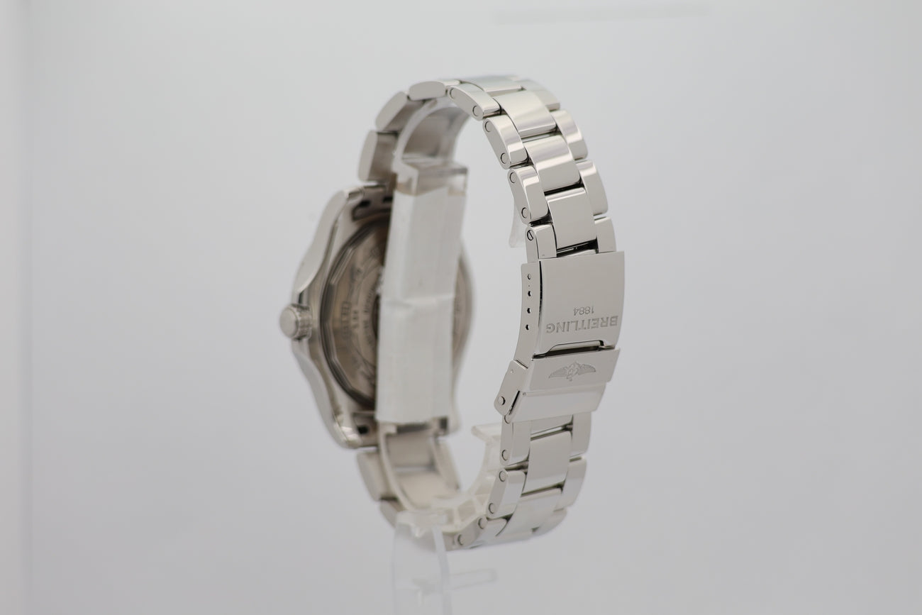 Breitling Avenger II GMT 43mm Automatik A32390 - Detailansicht 2