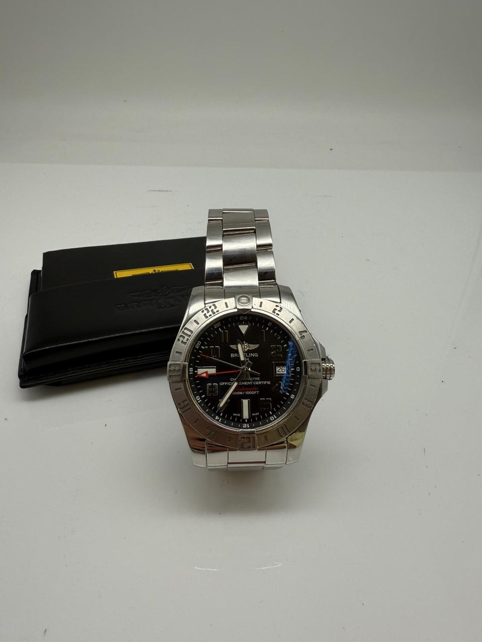 Breitling Avenger II GMT 43mm Automatik A32390 - Papiere und oder Lieferumfang