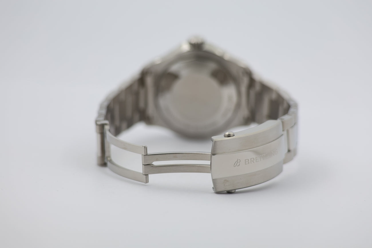 Breitling Superocean 42mm Automatik A17375 - Detail view 6