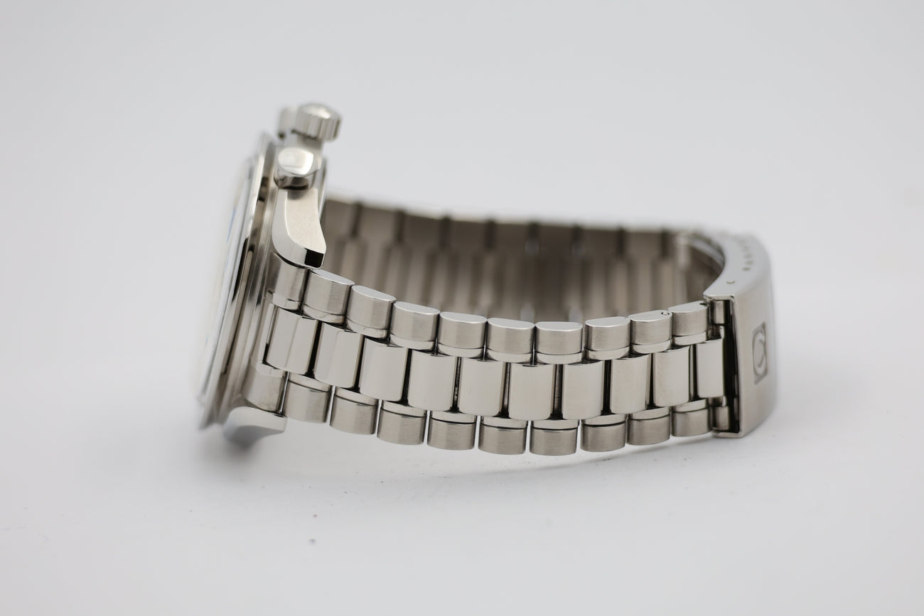 Omega Speedmaster Reduced Automatik Herrenuhr Stahl 39mm 35105000 - Detailansicht 3