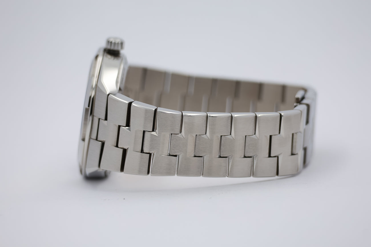 Vacheron Constantin Constantin Overseas Automatik Herrenuhr 4500V - Detailansicht 5
