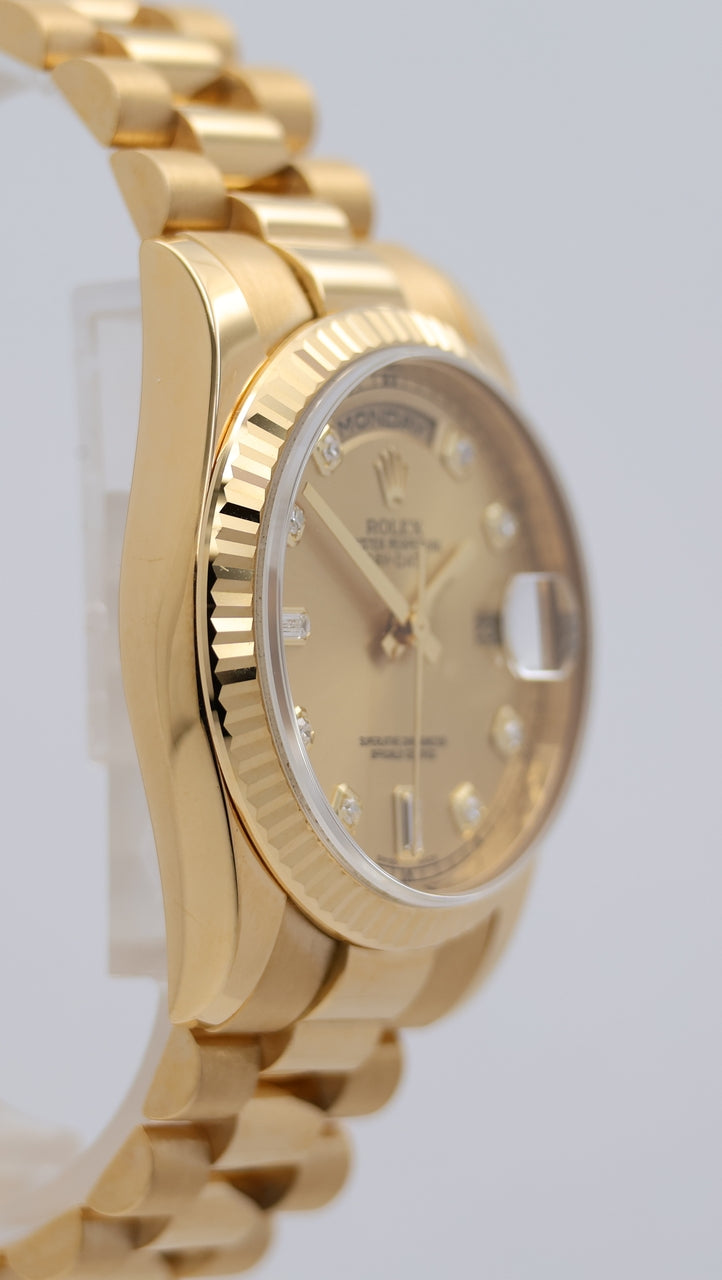 Rolex Day-Date 36 President 18k Gold Diamond Dial 118238 - Detail view 8