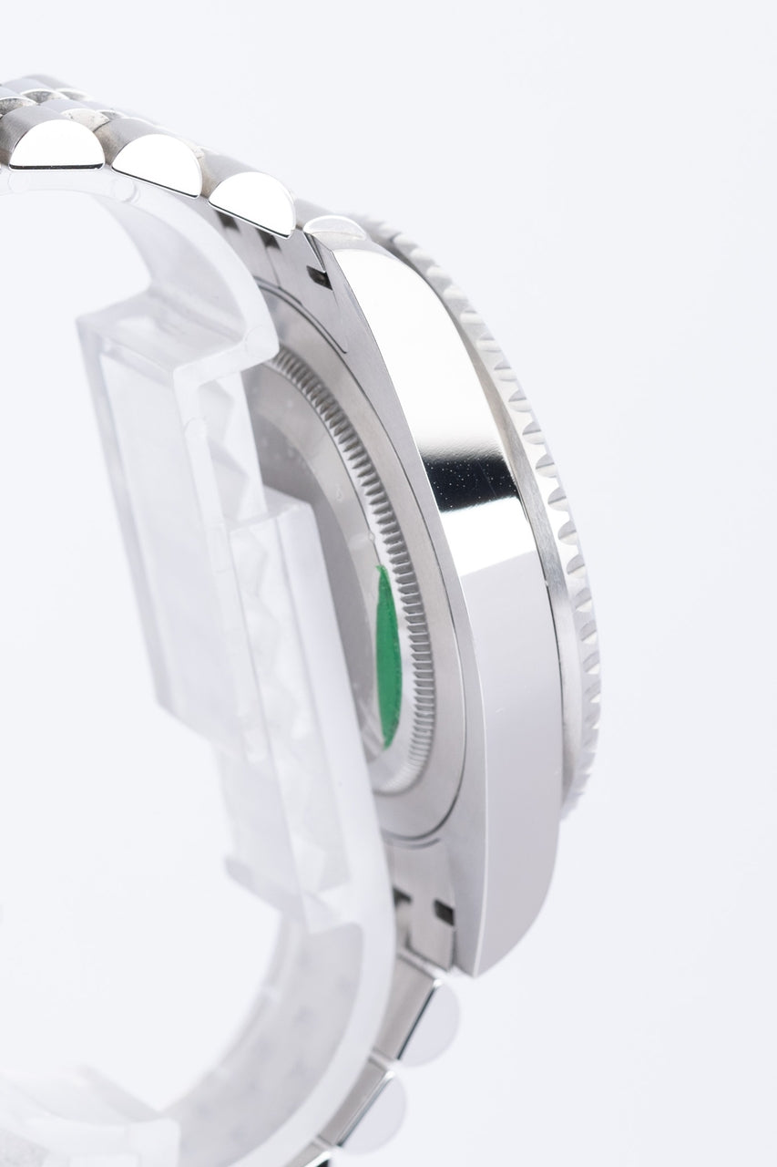 Rolex GMT Master II 'Bruce Wayne' 40mm Automatik 126710GRNR - Detailansicht 4
